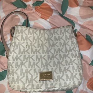 Michael Kors Crossbody